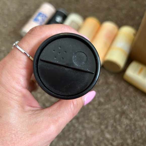 Avon Far Away Shimmering Body Talc - Picture 2 of 2